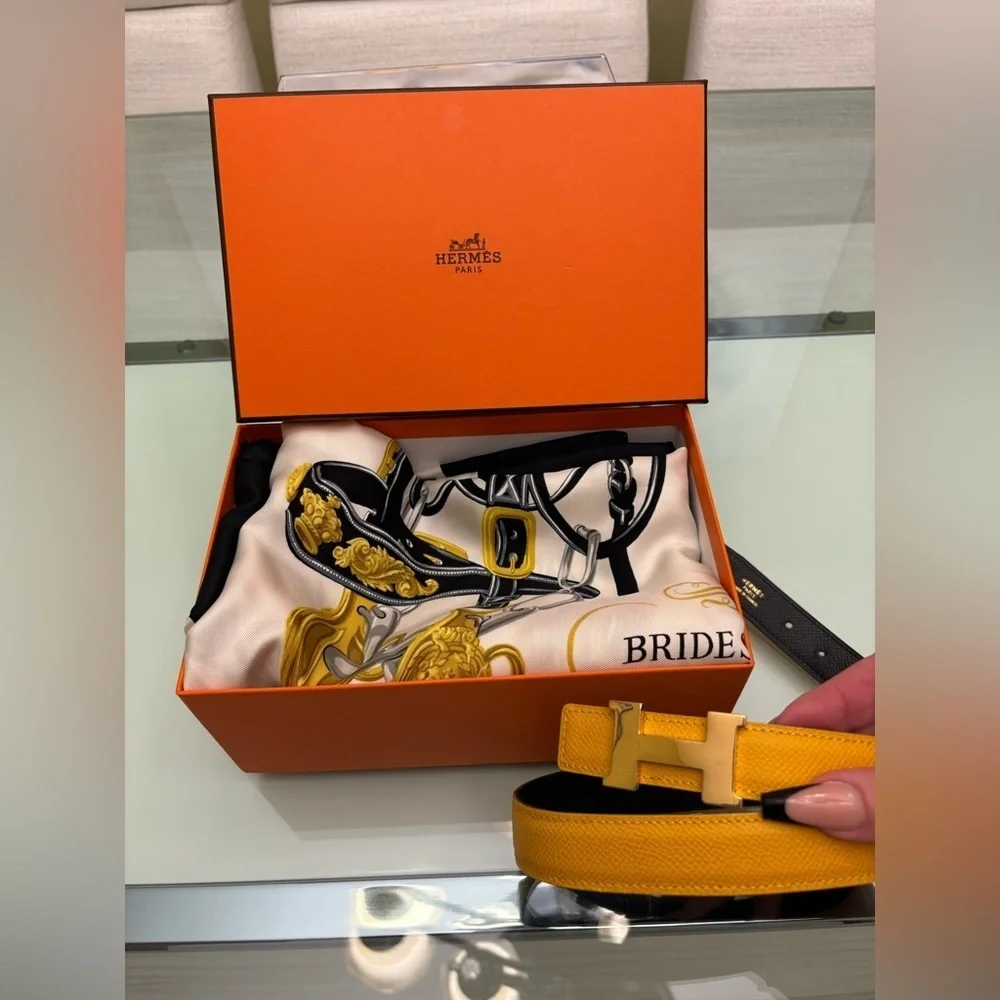Authentic Hermès Carré 90 Silk Scarf